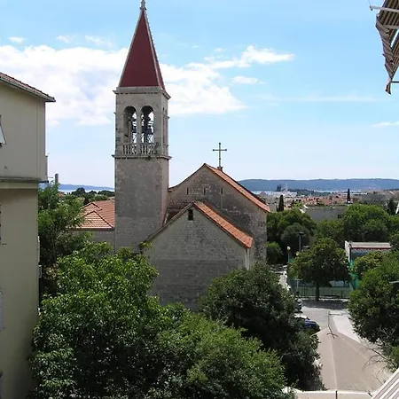 Beautiful Sandy شقة سبليت