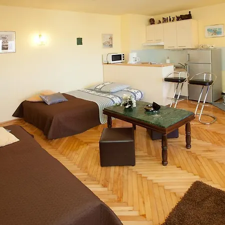 Beautiful Sandy Beach Apartment Split